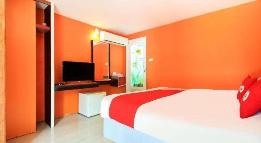Oyo 271 The Resort Romklao Bangkok Dış mekan fotoğraf