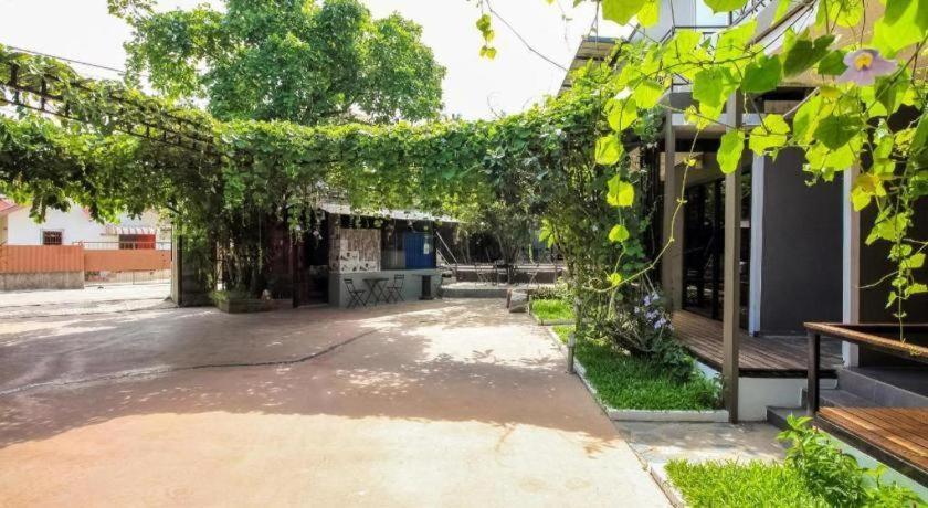 Oyo 271 The Resort Romklao Bangkok Dış mekan fotoğraf
