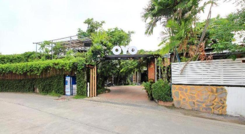 Oyo 271 The Resort Romklao Bangkok Dış mekan fotoğraf